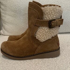 UGG Tan and Cream Shearling Boots